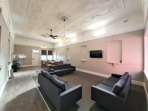 The Royal Hotel - Accommodation Tasmania 2