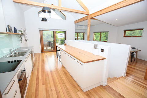 The Stelvio Villas - Villa One - Accommodation Tasmania 1