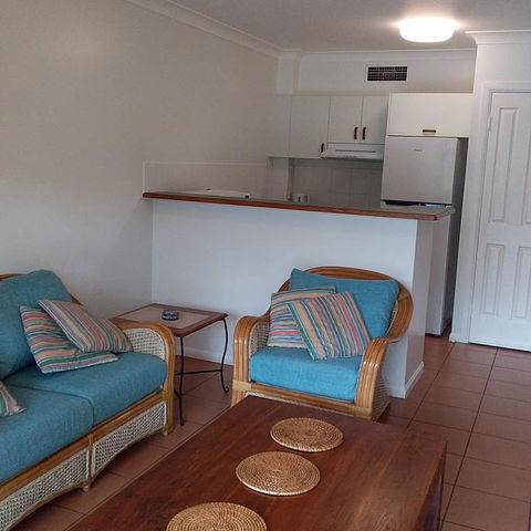 The York Beachfront Holiday Apartments - Accommodation Tasmania 3