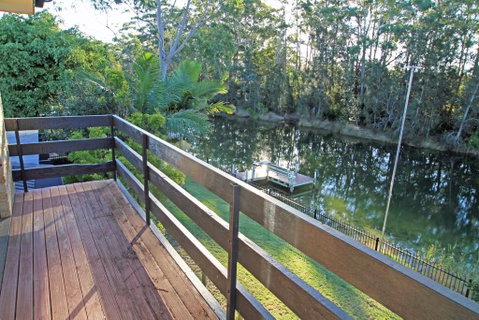Thora Street Waterfront - Accommodation Tasmania 3