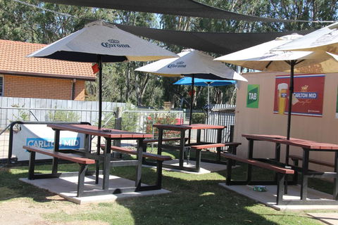 Tocumwal Hotel Motel (The Palms) - Accommodation Tasmania 2
