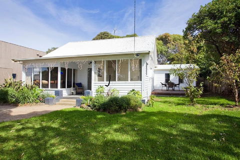 Torquay Retreats Aus - ThirtyOne Pride - Accommodation Tasmania 0