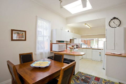 Torquay Retreats Aus - ThirtyOne Pride - Accommodation Tasmania 3