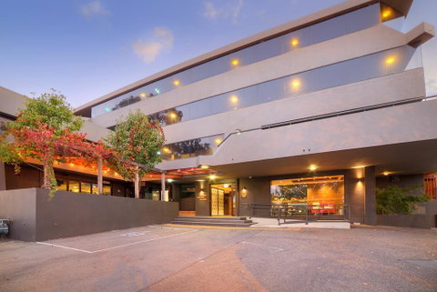 Townhouse Hotel - Accommodation Tasmania 3