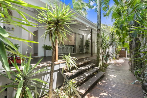 Tranquil & Tropical, Sunshine Beach - Accommodation Tasmania 2