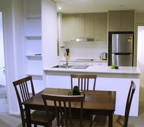 Tranquil, Relaxing Forrest Style Apartment - Braddon CBD - Accommodation Tasmania 1