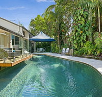 Tropical 5 bedroom family getaway in Noosa Heads - Accommodation Tasmania