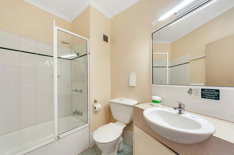 Tropical Queenslander - Accommodation Tasmania 1