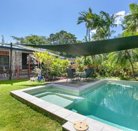 Tropical House Pool and Extra Bungalow 4 bedrooms - Accommodation Tasmania
