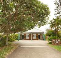 Unit 1/14 Tamarindus Street Marcoola Beach Pet friendly 300 BOND Linen supplied