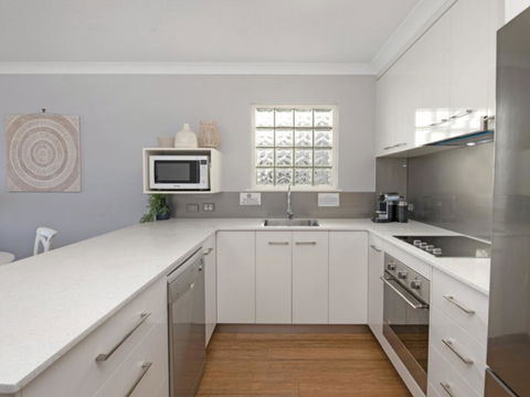 Unit 3 Emerald Shores - Shipping Lane Views! - Accommodation Tasmania 0