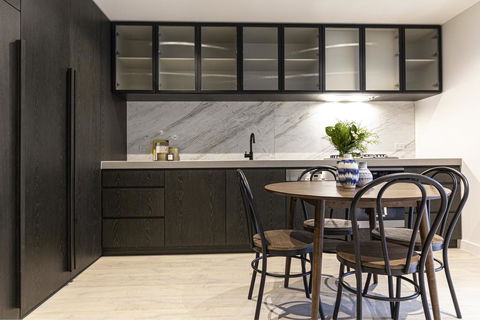 Urban Rest - Collins St CBD - Accommodation Tasmania 1