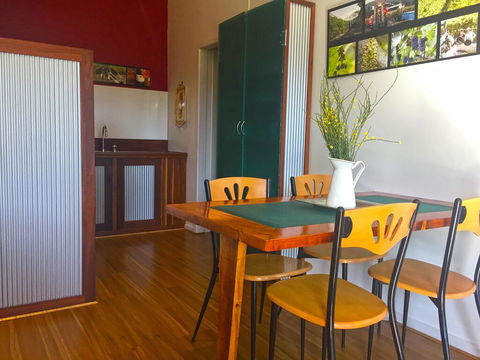 Valley Farm Vineyard Villas - Accommodation Tasmania 1