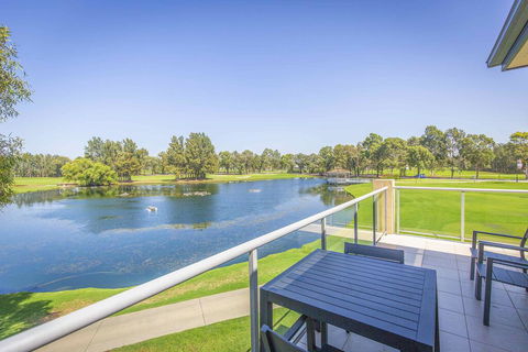 Villa On The Green - Accommodation Tasmania 2