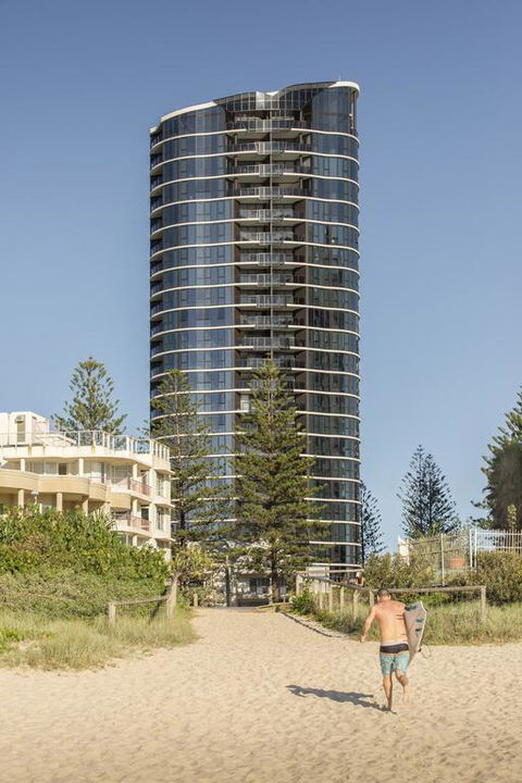 Vue Broadbeach - Accommodation Tasmania 3