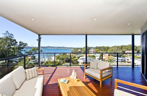 Wanda Point House - Tranquil, Elegant & Dog Friendly - Accommodation Tasmania 1