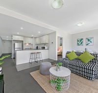 WARRICK FRAM 3 BEDS APT FREE PARKING WALK TO WESTFIELD CLOSE TO HOSPITAL NWF003 - Accommodation Tasmania