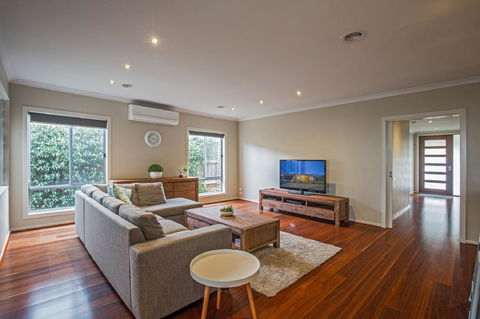 Nautical Rise Torquay - Accommodation Tasmania 0