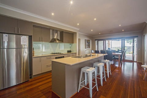 Nautical Rise Torquay - Accommodation Tasmania 3