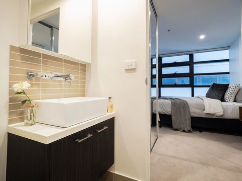 LittleStay Sutherland - 3 Bedroom Aptm - Accommodation Tasmania 11