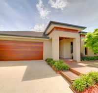 Newington Lakehouse - Accommodation Tasmania