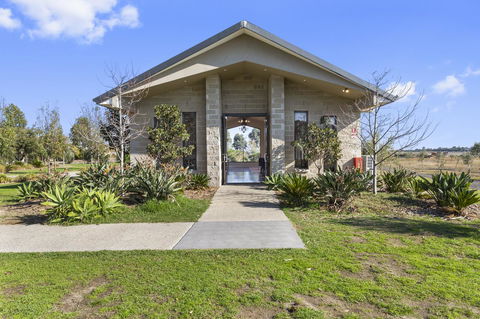 Quality Hotel Point Cook - Accommodation Tasmania 22
