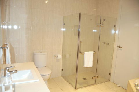 Quality Hotel Point Cook - Accommodation Tasmania 40