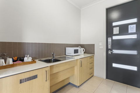 Quality Hotel Point Cook - Accommodation Tasmania 11