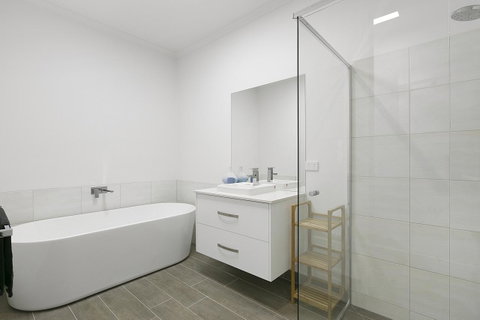 Tidal Changes - Rejuvenate Stays - Accommodation Tasmania 8