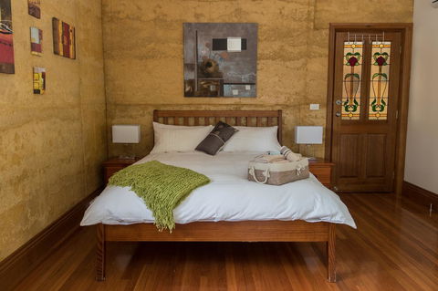 Bundjil Studio - Accommodation Tasmania 7
