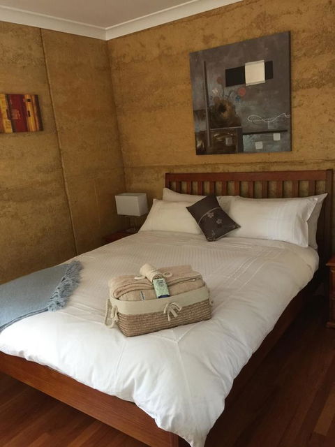 Bundjil Studio - Accommodation Tasmania 9