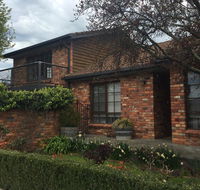 Bricks and Roses - Accommodation Tasmania