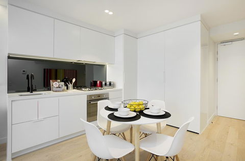 Complete Host CBD Lighthouse Apartments - Accommodation Tasmania 12