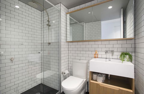 Complete Host CBD Lighthouse Apartments - Accommodation Tasmania 20