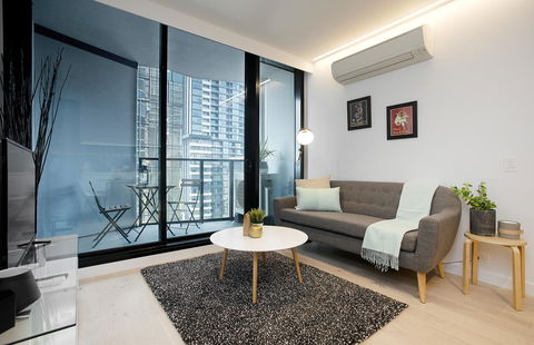 Complete Host CBD Lighthouse Apartments - Accommodation Tasmania 6