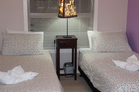 Australian Home Away @ Box Hill 2 Bedroom - Accommodation Tasmania 4