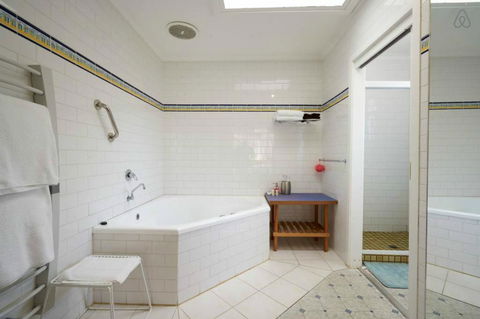 Cottages For Two - Accommodation Tasmania 14