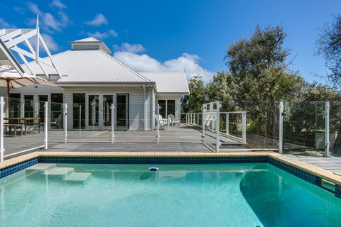 Perfect Blairgowrie Beach House - Accommodation Tasmania 0
