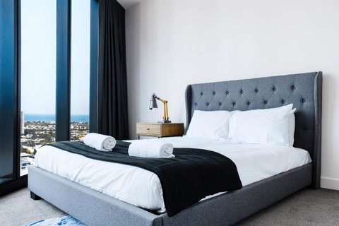 Deluxe Sea Views Apartment - Accommodation Tasmania 10