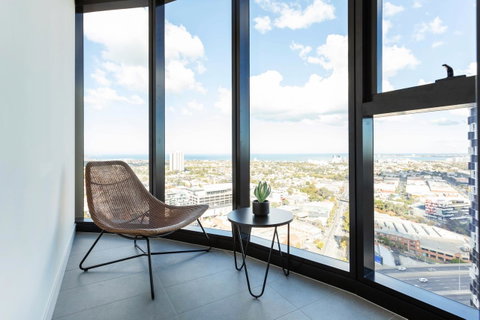 Deluxe Sea Views Apartment - Accommodation Tasmania 4