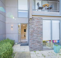 Stylish 3 Bedroom Condo - Accommodation Tasmania