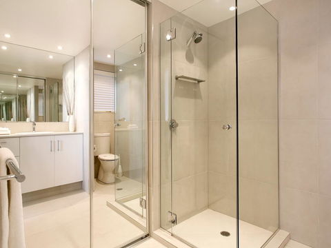 La Mer Sunshine Beachfront - Accommodation Tasmania 11