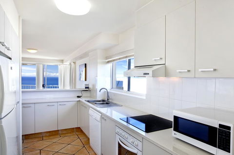 La Mer Sunshine Beachfront - Accommodation Tasmania 6