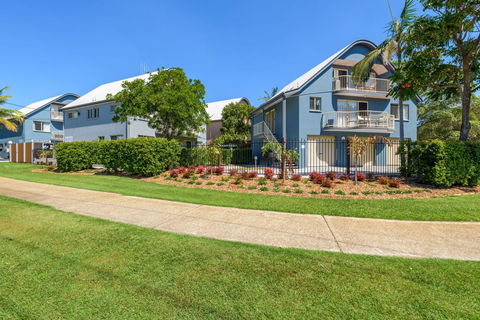 Rainbow Getaway Holiday Apartments - Accommodation Tasmania 18
