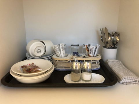 Bribie Island Hotel - Accommodation Tasmania 13