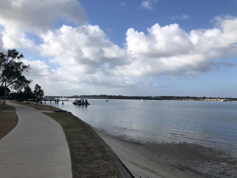 Bribie Island Hotel - Accommodation Tasmania 5