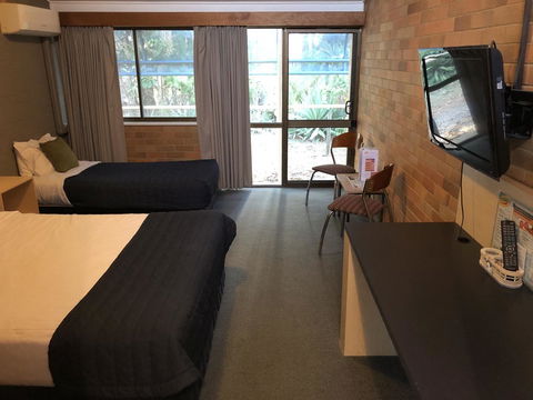 Bribie Island Hotel - Accommodation Tasmania 21