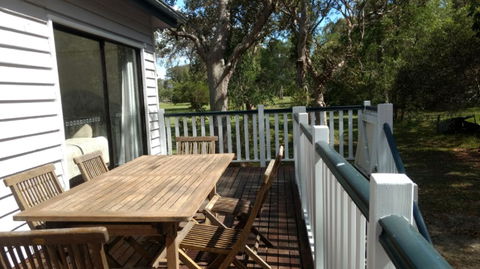 Lake Weyba Noosa Lodge & Kangaroos - Accommodation Tasmania 21