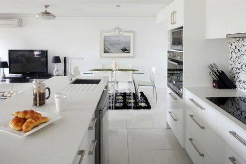 Hotel Laguna - Accommodation Tasmania 3