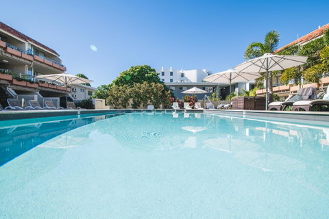 Hotel Laguna - Accommodation Tasmania 0